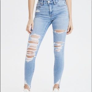 ripped light wash american eagle jeans